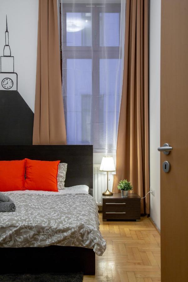 Dowtown Home In The Gozsdu Garden Budapest Exterior foto